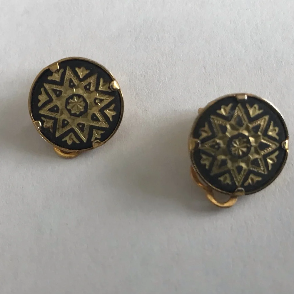 Vintage Damascene 18K Gold Inlay clip on Earrings Jewelry, Spain